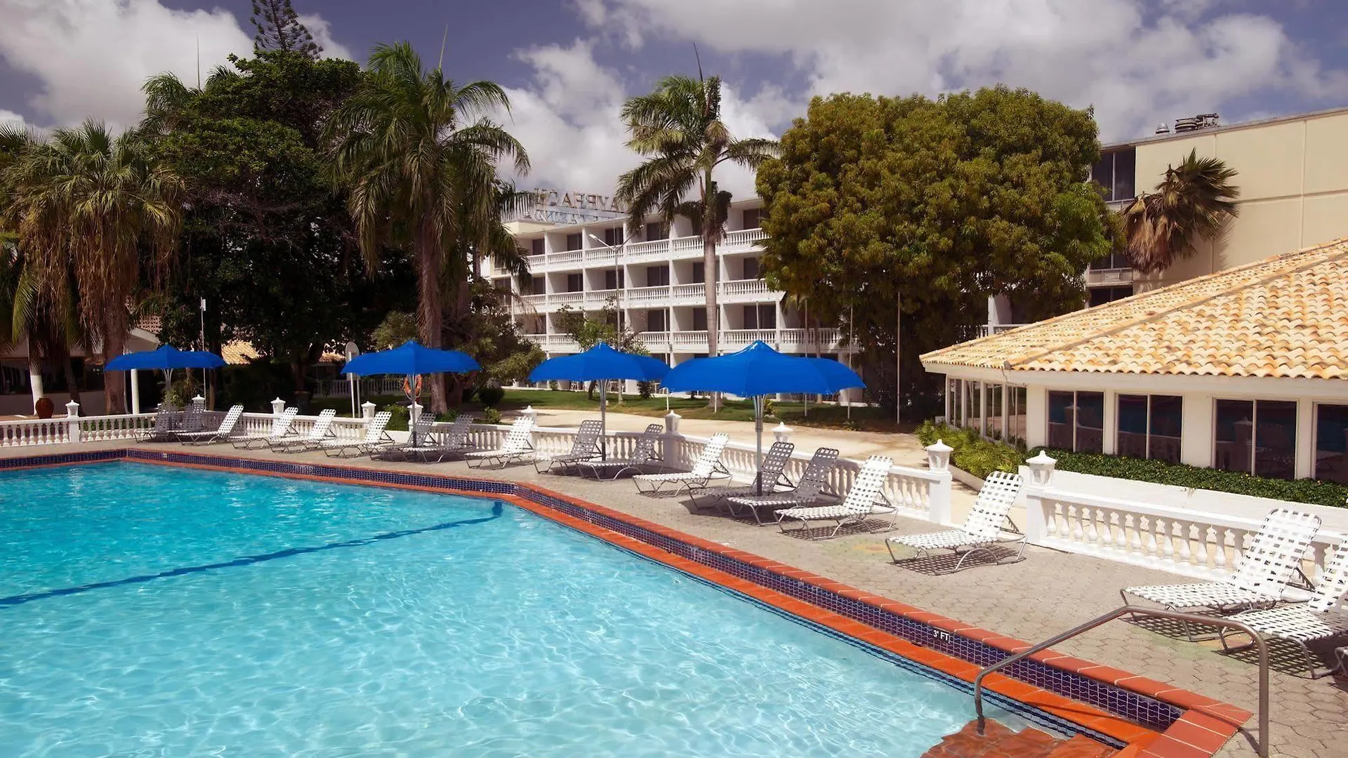 Holiday Beach Resort And Casino Βίλλεμσταντ